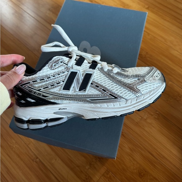 New Balance 1906: Kids 4.5, women’s 6, EUR 37 - Picture 1 of 3